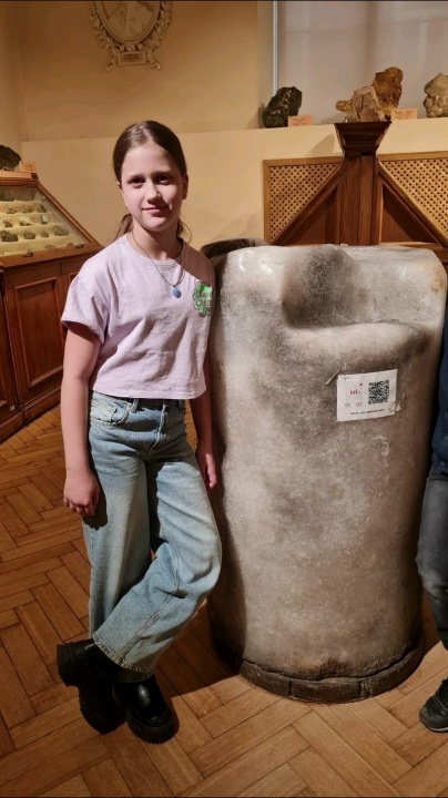 Миниатюра видео