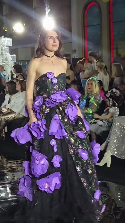 Миниатюра видео