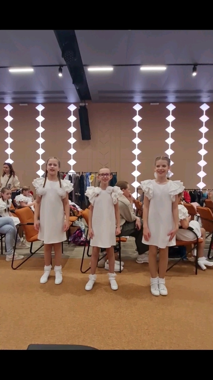 Миниатюра видео