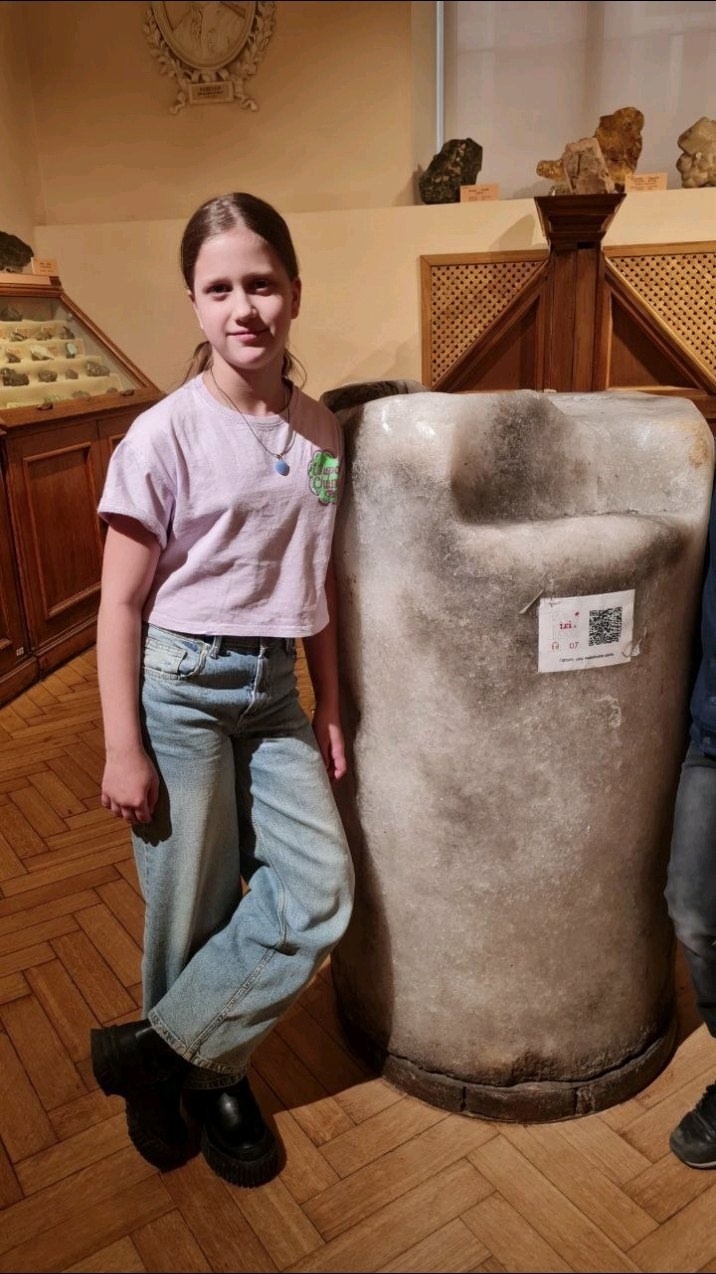 Миниатюра видео