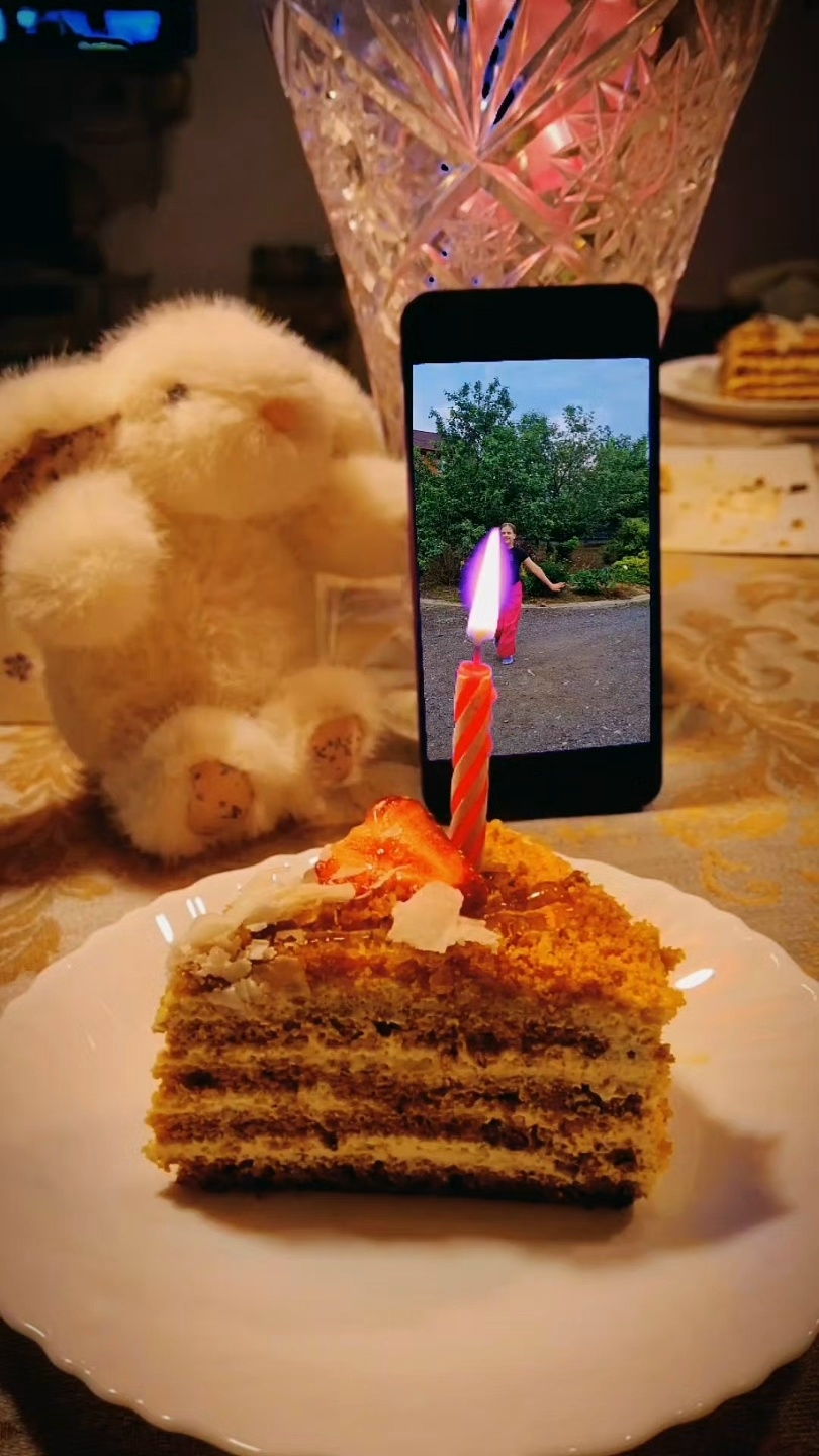 Миниатюра видео