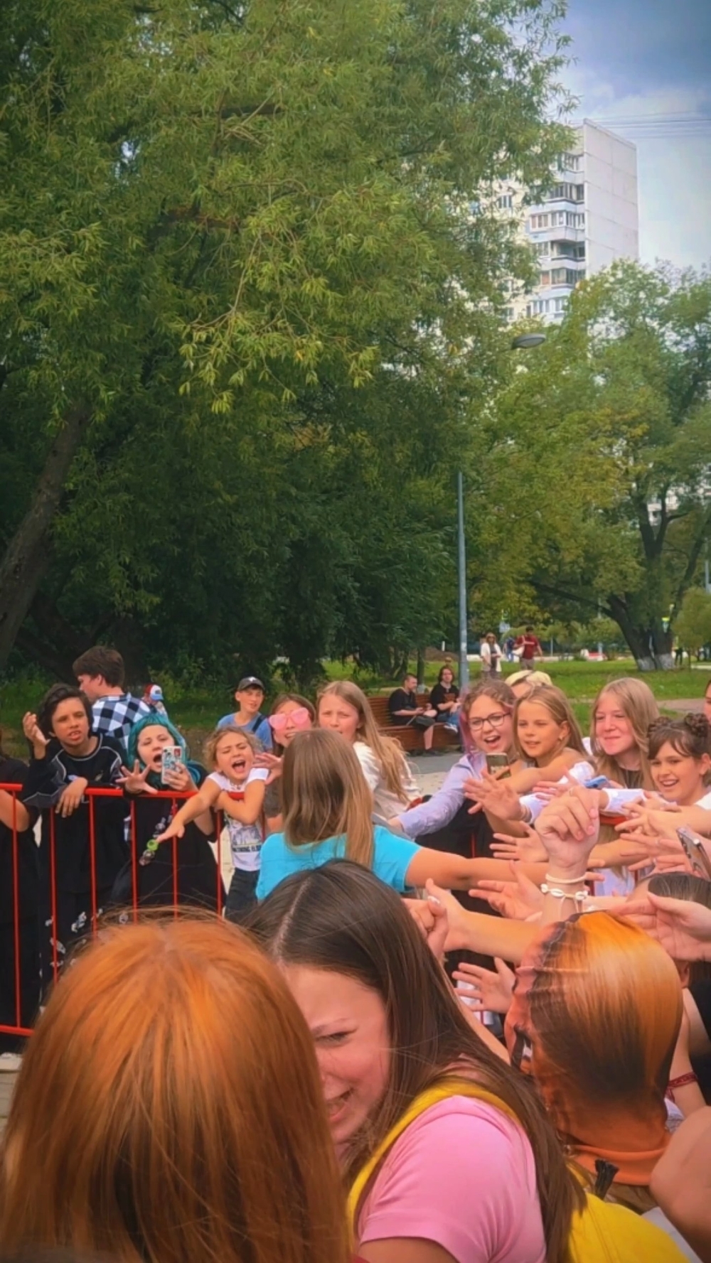 Миниатюра видео