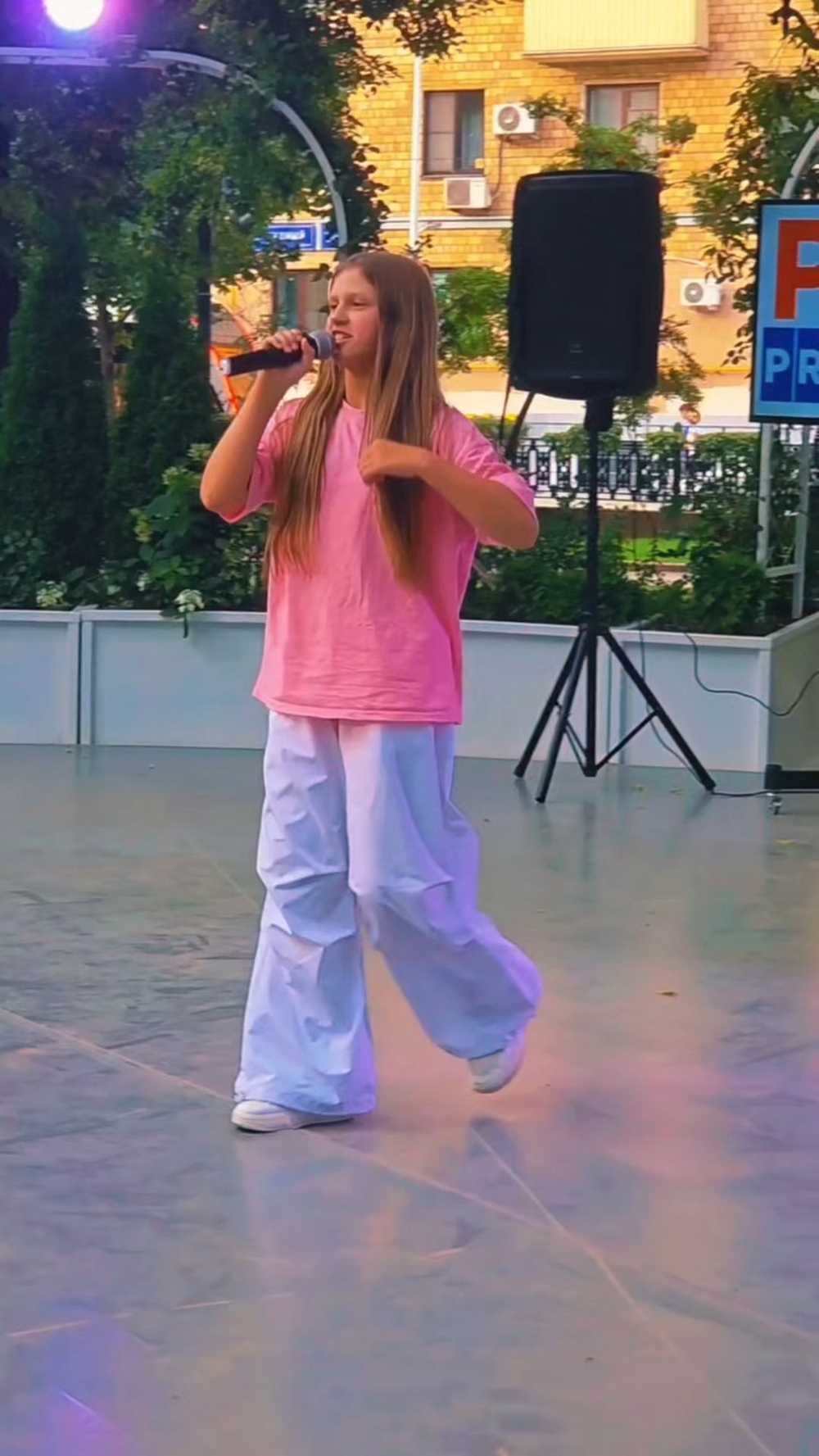Видео