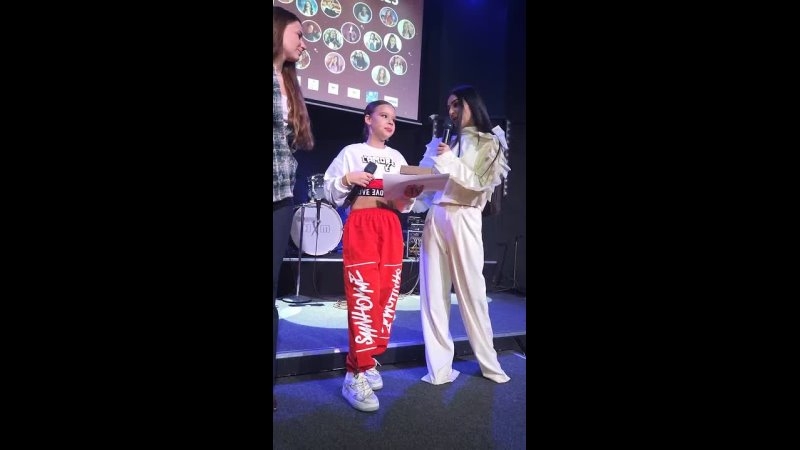 Миниатюра видео