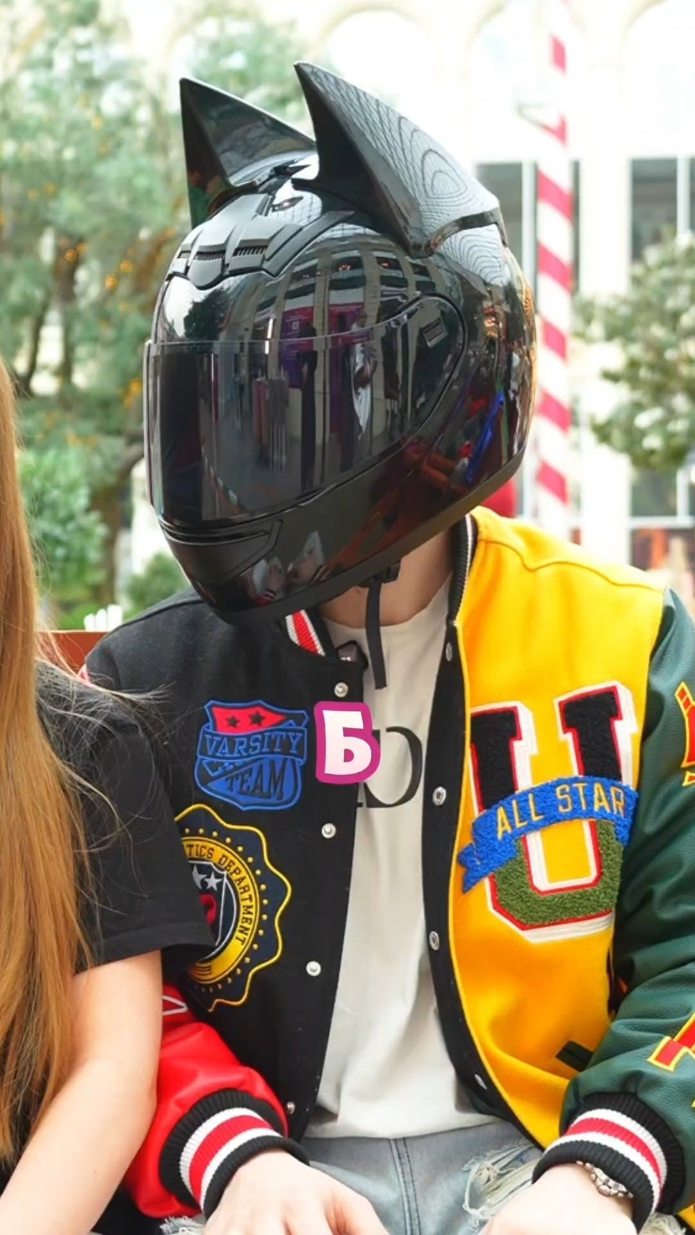 Миниатюра видео